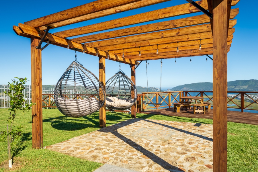 6 Bedroom Property for Sale in Old Place Western Cape